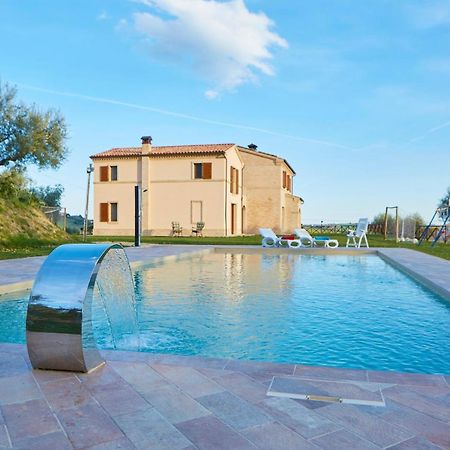 Agriturismo Nido Delle Rondini Macerata Esterno foto