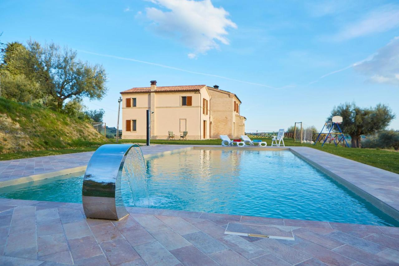 Agriturismo Nido Delle Rondini Macerata Esterno foto