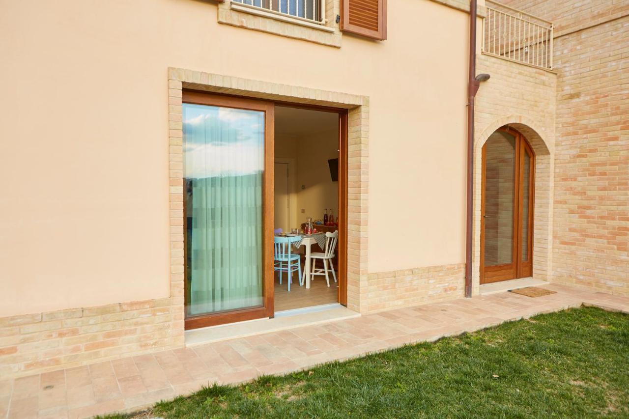 Agriturismo Nido Delle Rondini Macerata Esterno foto