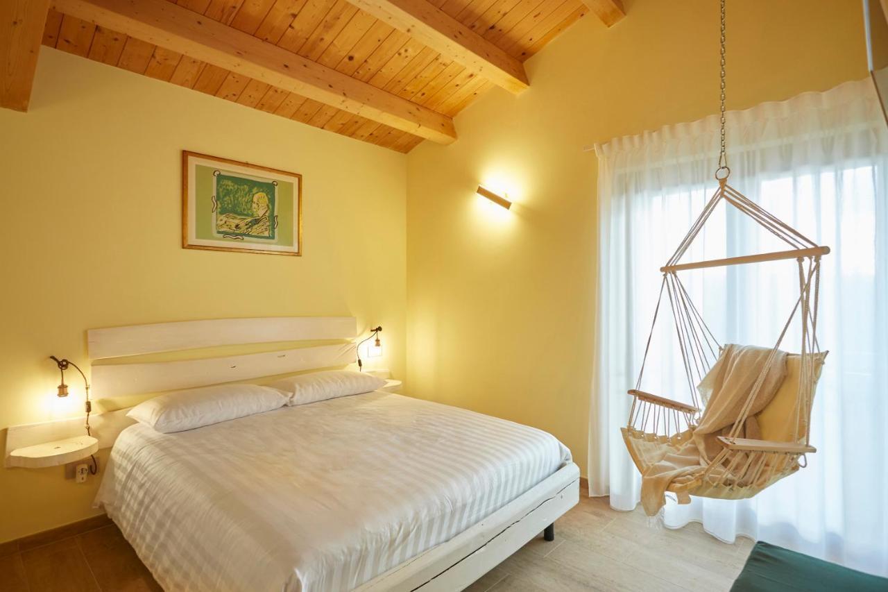 Agriturismo Nido Delle Rondini Macerata Esterno foto