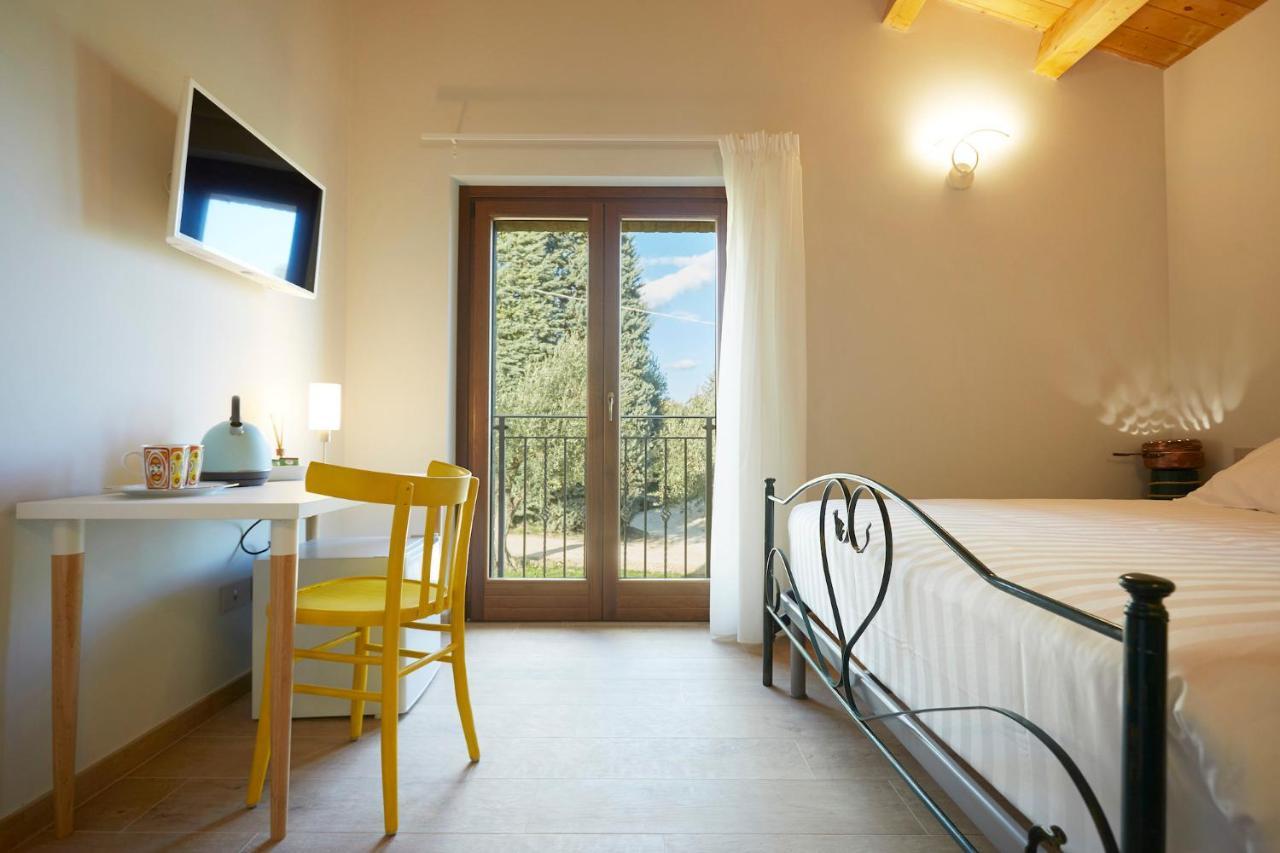 Agriturismo Nido Delle Rondini Macerata Esterno foto